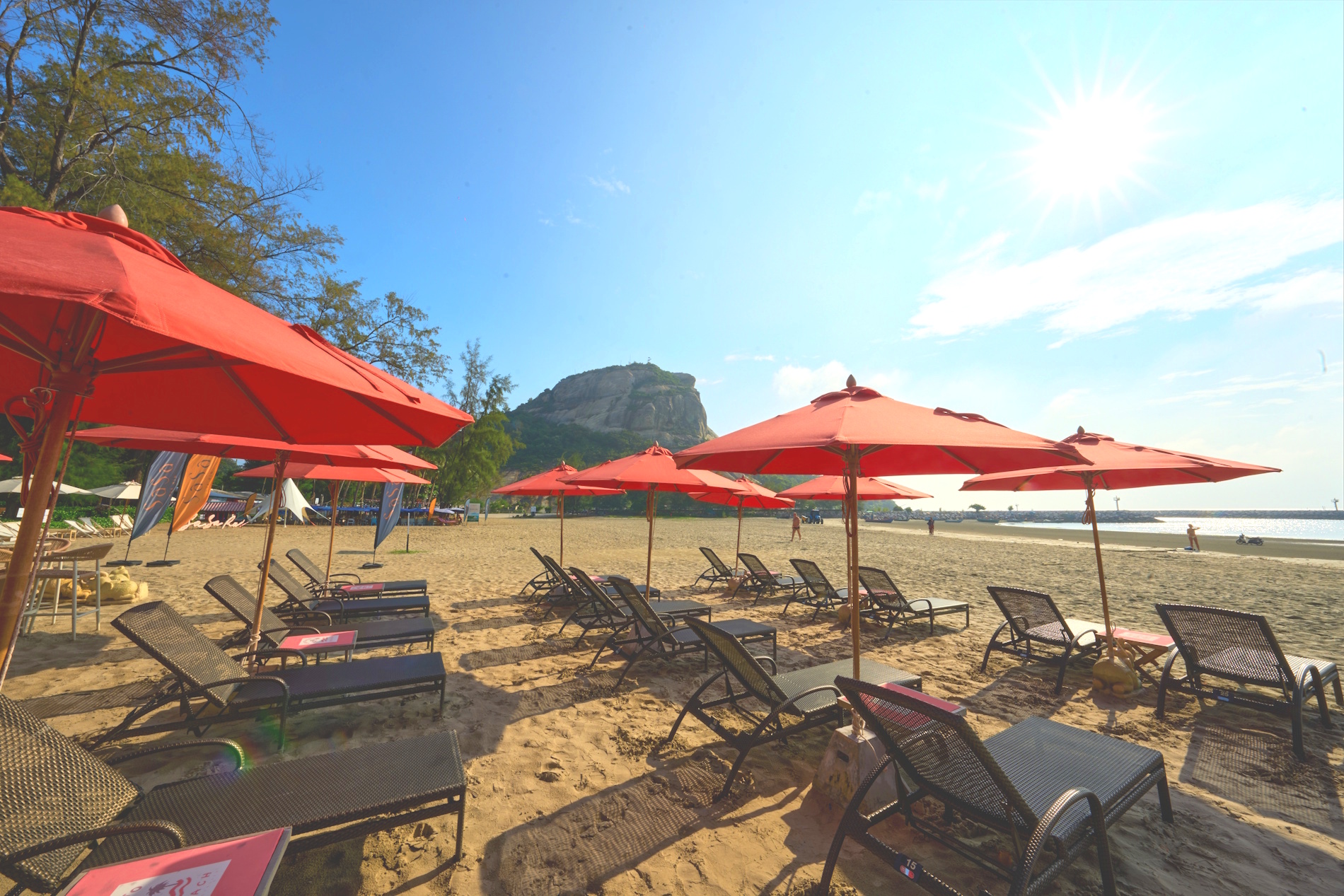 huahin luxury hotel, huahin beachfront hotel, hotel beachfront, hua hin, Seaside, beachfront, private pool villas, on the beach Hotel, khao takiab,beach sea views, first class, sea front, villas, garden, pool, luxury, private beach, hospitality, friendly, Pet dog friendly hotel , Conference room service , ห้องประชุม สัมมนา จัดเลี้ยง , ที่พักสุดหรู, โรงแรมในหัวหิน, โรงแรมหรู, ที่พักแบบครอบครัว, หาดส่วนตัว, หัวหิน, ไทย, anantasila Beach Resort Hua Hin ,restaurant huahin,seafood huahin,special rate huahin,restaurant khaotakiab,restaurant beach,Huahin Beachfront Hotel and Resort,In the seaside resort of Hua Hin,americanfood huahin,ร้านอาหารริมทะเลหัวหิน,ร้านอาหาร5ดาวติดชายทะเล,ร้านอาหารพร้อมที่พัก,thebeachatanantasila